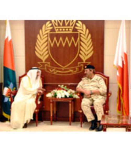 Commander-in-Chief of Bahrain Defence Force (BDF) Field Marshal Sheikh Khalifa bin Ahmed Al Khalifa received Kuwaiti Ambassador to Bahrain Sheikh Azzam bin Mubarak Al Sabah who was accompanied by outgoing Military Attaché at Kuwait’s Embassy in Bahrain Major General Ali Suleiman Al Asaker.