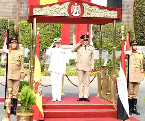Chief of Staff of Egyptian Armed Forces Receives Chief of Spanish Defense Staff