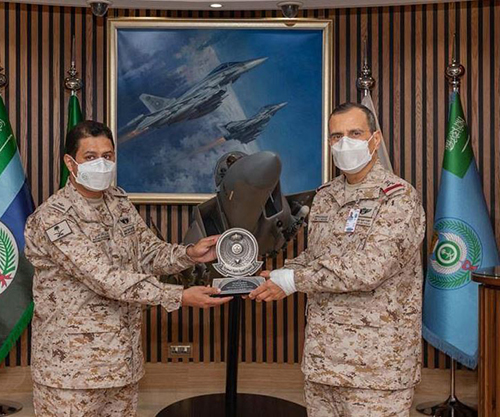 Commander of Saudi Air Forces Honors Pilot for 2nd Highest Typhoon Flying Hours 