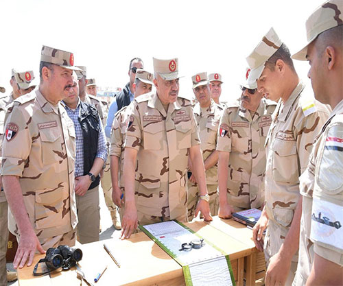 Egyptian Chief of Staff Inspects Educational System at Non-Commissioned Officers Institute