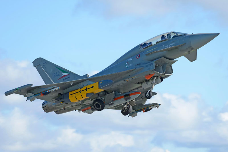 First MBDA Storm Shadow Missile Released from a Eurofighter Typhoon