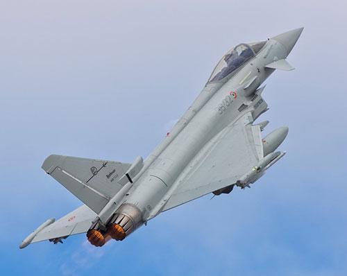 Four Italian Typhoons Deployed to Kuwait for ISR Missions 