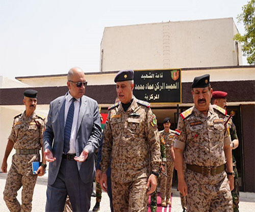 Iraq’s Defense Minister Conducts Inspection Visit to Several Ministry Projects