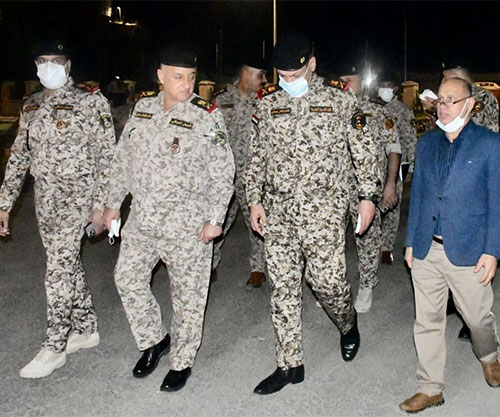 Iraq’s Naval Force Commander Inspects Vital & Economic Facilities 