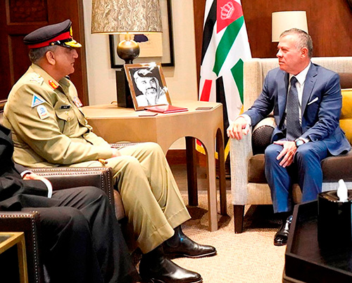 Jordanian King Receives Pakistan Army Chief