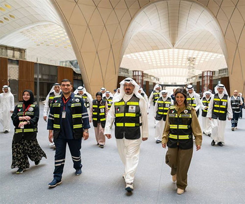 Kuwait’s Prime Minister Inspects New International Airport Terminal 2 Project
