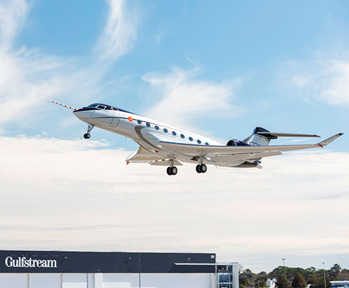 New Gulfstream G700 Makes First Flight