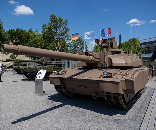 Nexter Wins New Order for 50 Renovated Leclerc Tanks