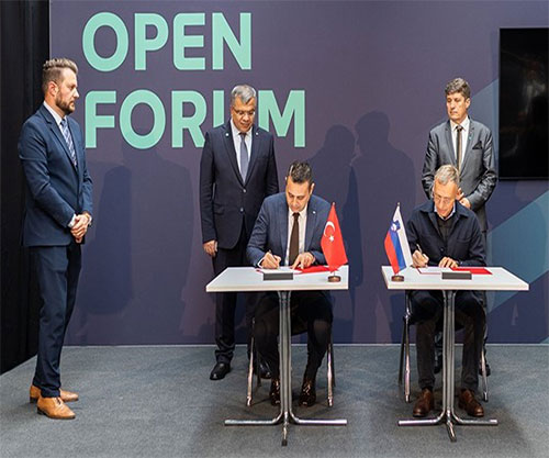 Otokar, Guardiaris Sign Strategic Cooperation Agreement Otokar, Guardiaris Sign Strategic Cooperation Agreement