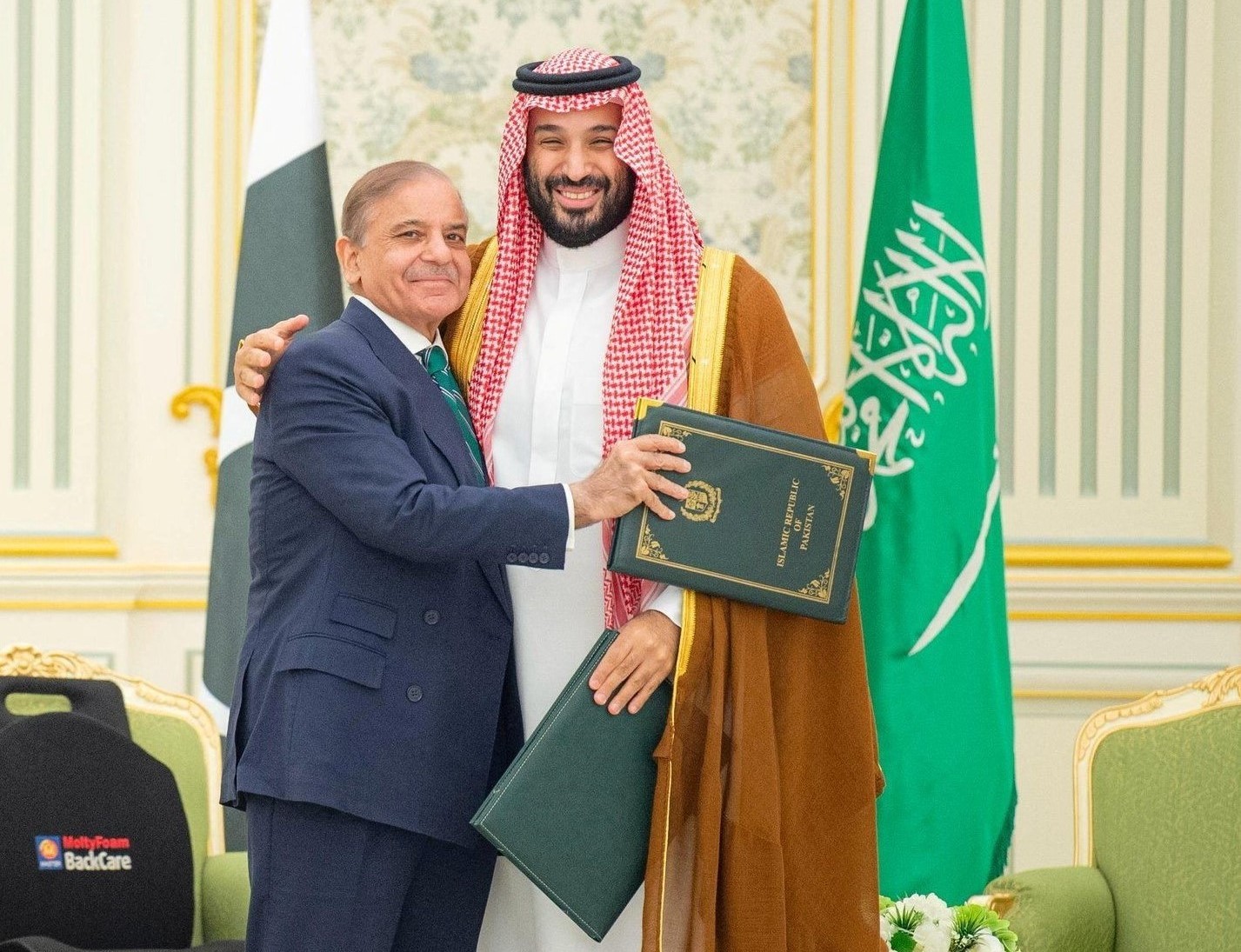 Pakistani Military Force Arrives in Saudi Arabia Under Strategic Mutual Defense Agreement