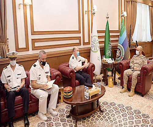 Saudi Chief of General Staff Meets French Army’s Head of International Development 