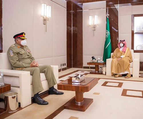 Saudi Crown Prince, Deputy Defense Minister Receive Pakistan’s Chief of Army Staff