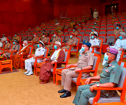 Sultan’s Air Forces Command & Staff College Holds Graduation in Muscat