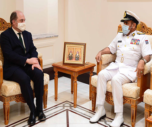 UK Defence Secretary Concludes Visit to Oman