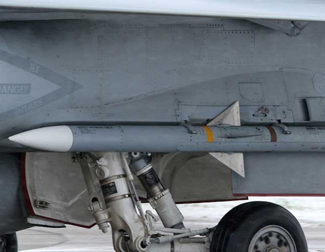 Kuwait Requests 60 Advanced AMRAAM Missiles