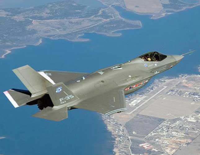 U.S. Navy Links Standard Missile-6 with F-35 Fighter 