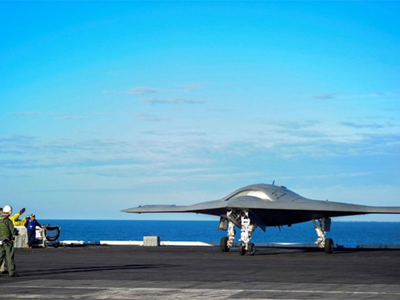 Rockwell Collins’ TTNT in Deck Handling Trials of X-47B