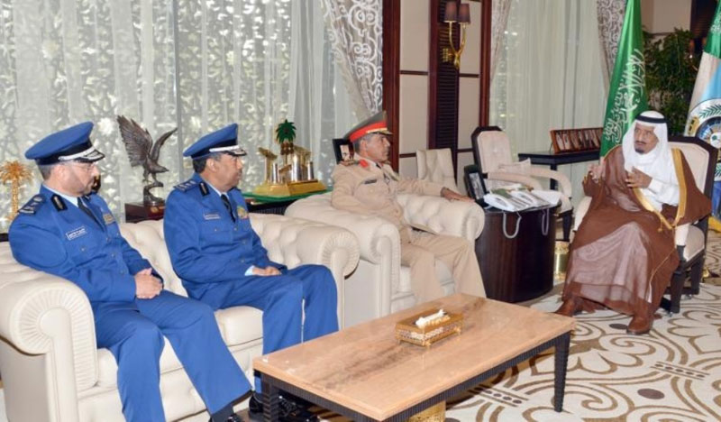 Saudi Chief of Staff Receives Commander of Yemeni Air Forces