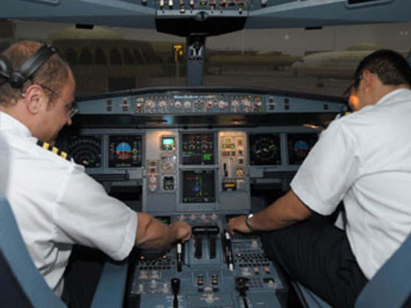 Etihad Airways-CAE Sign $200 Million Simulators Order