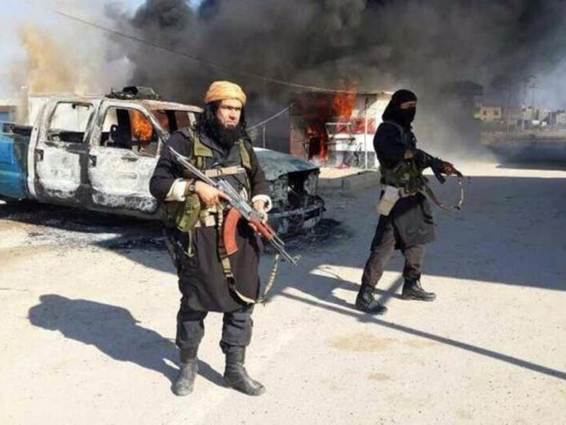 Al Qaeda Offshoot Seizes Most of Iraq’s Second Largest City