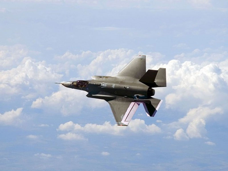 Japan to Test First Home Made Stealth Fighter in January