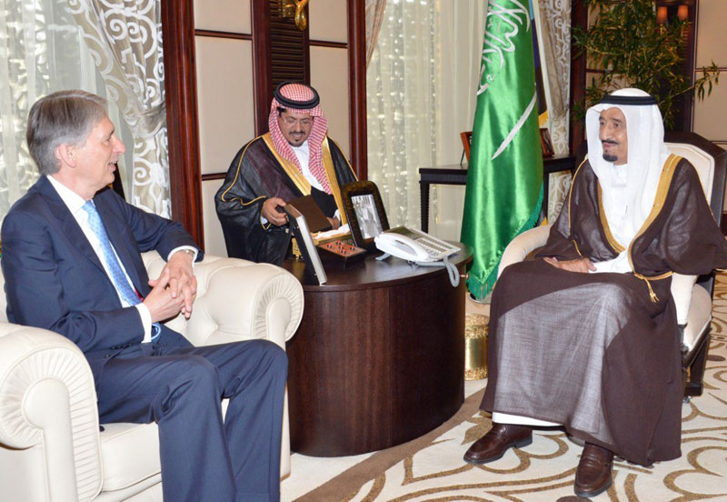 Saudi, British Defense Ministers Meet in Jeddah