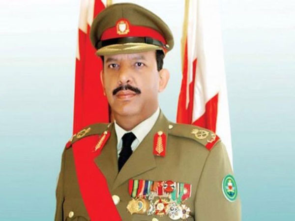 Bahrain’s Commander-in-Chief Inspects Defense Force Units