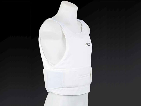 CZ 4M VIP Ballistic Vest Wins GOLDEN IDET Award