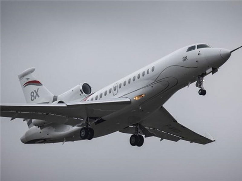 Dassault Aviation’s New Falcon 8X Completes First Flight