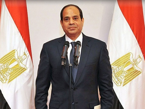 Egyptian President Makes First Official Visit to Kuwait
