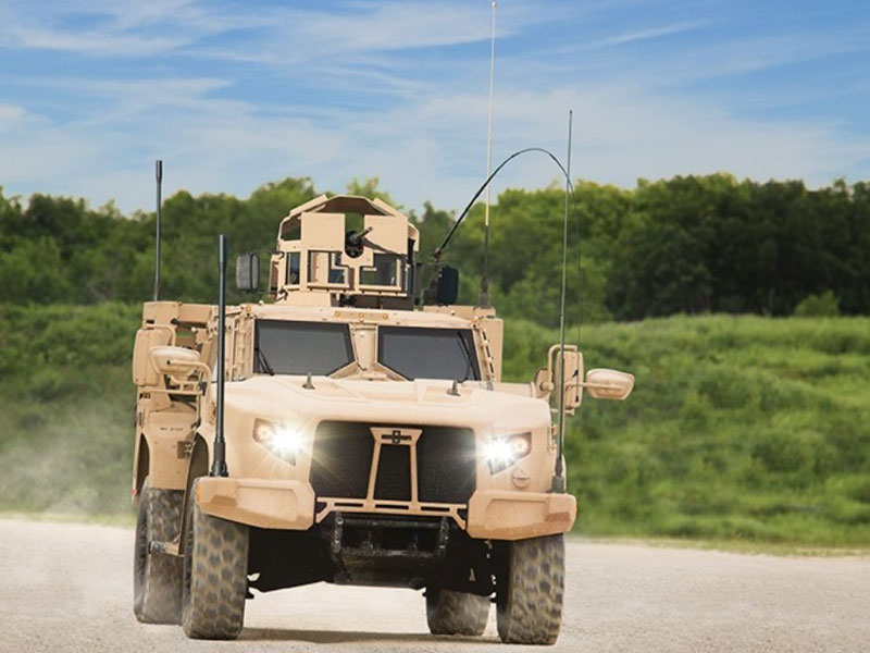 Oshkosh Defense Demos its Winning JLTV Solution at AUSA