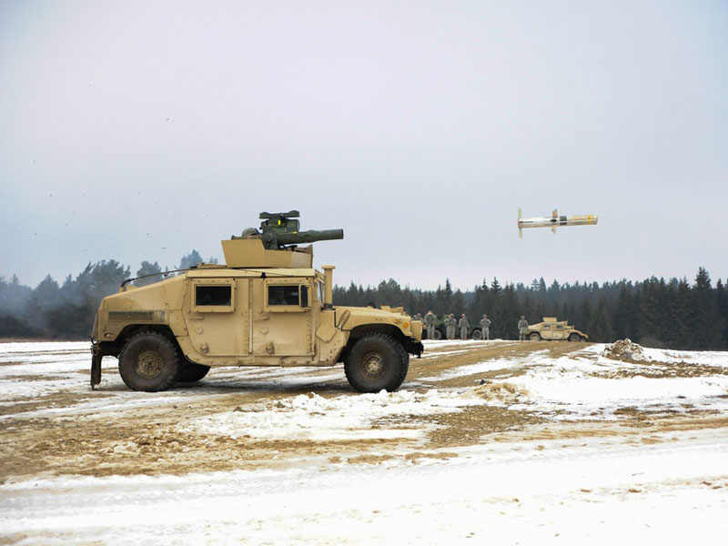 Raytheon Fires TOW 2A RF Missiles from Helicopter