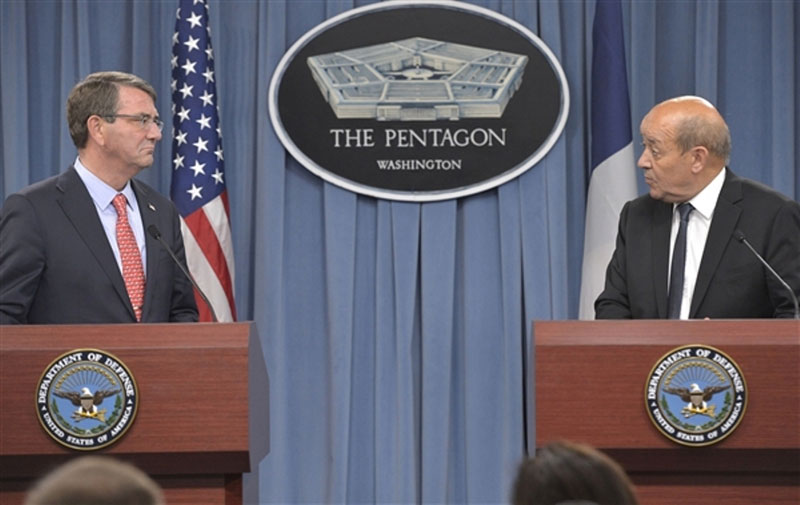 US, French Defense Ministers Review Military Cooperation