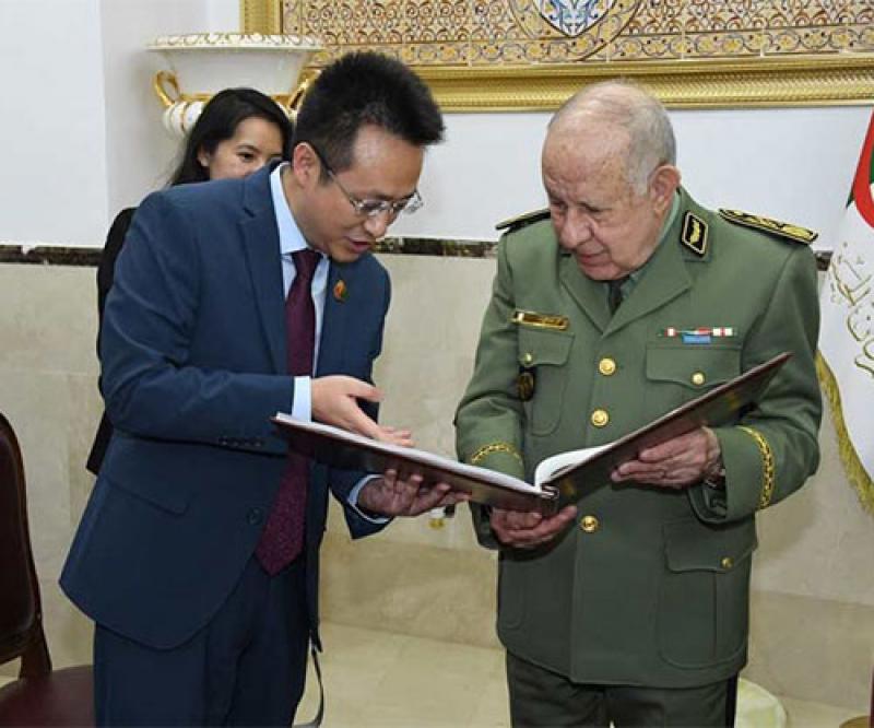 Algerian Army Chief, CATIC CEO Explore Joint Industrial Projects