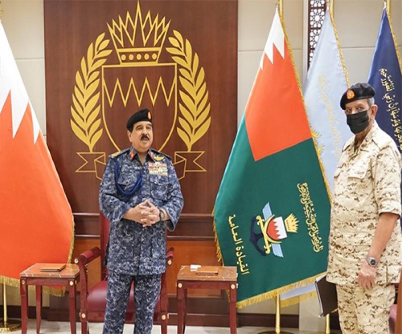 Bahrain’s King, Supreme Commander of Armed Forces Visits Defence Force General Command