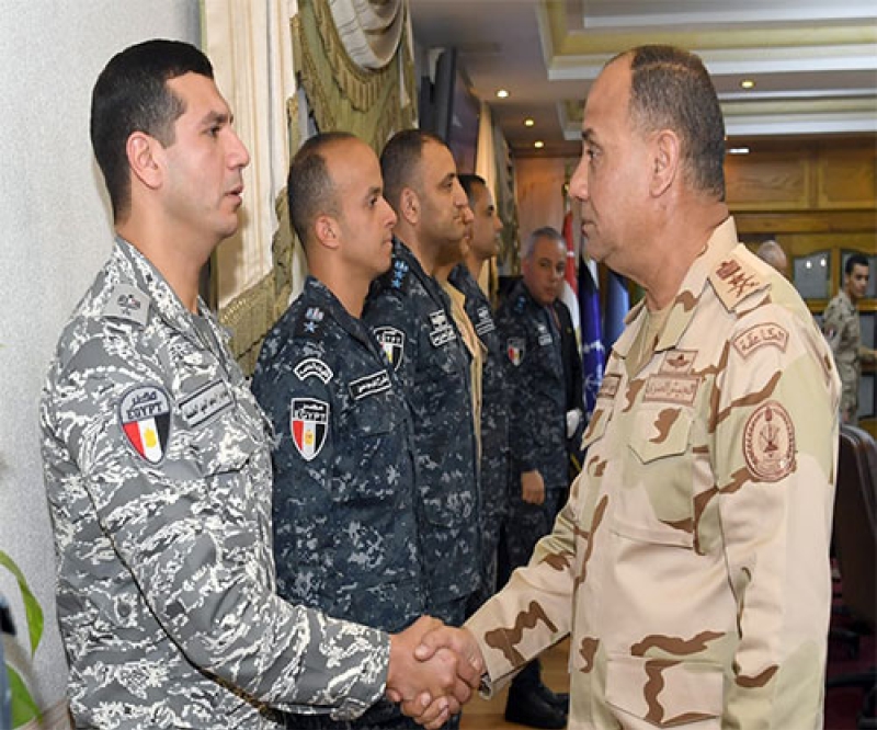 Egyptian Defense Minister Meets Various Officers from the Main Branches