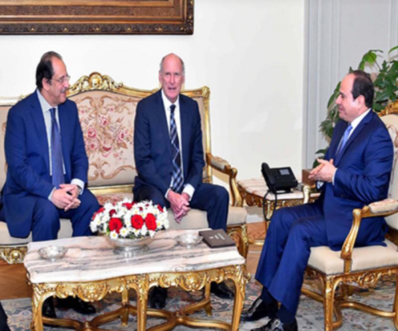 Egyptian President Receives US National Intelligence Director 