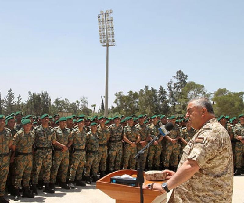 Jordanian Army Chief Visits Special Royal Guard Command