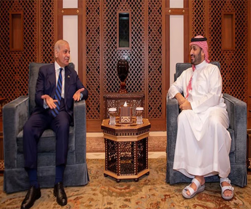 Saudi Crown Prince, Pakistani Prime Minister Discuss Regional Security
