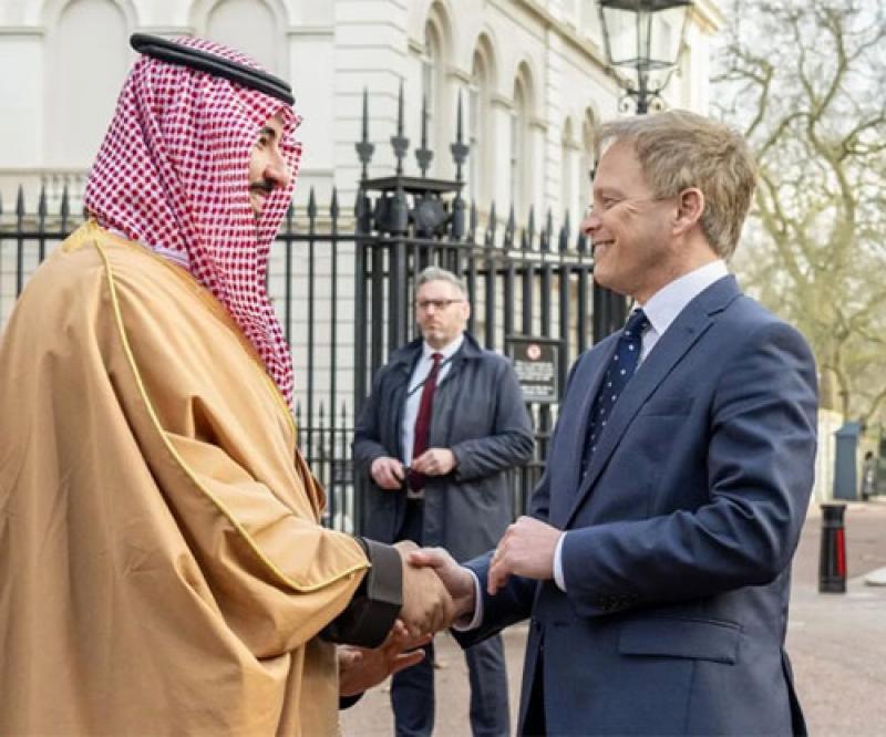 Saudi Defence Minister Meets British Counterpart in London
