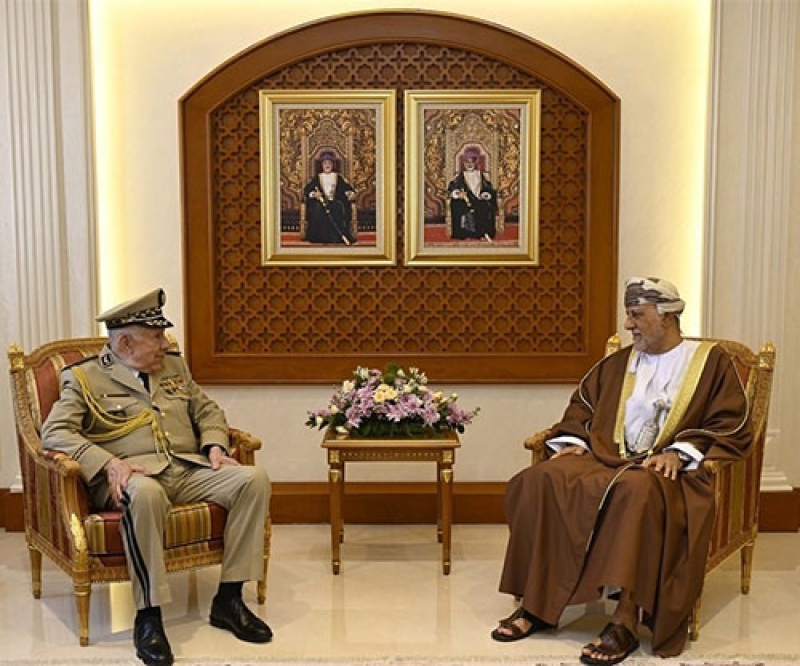 Sultanate of Oman Receives Algerian Chief of Staff 