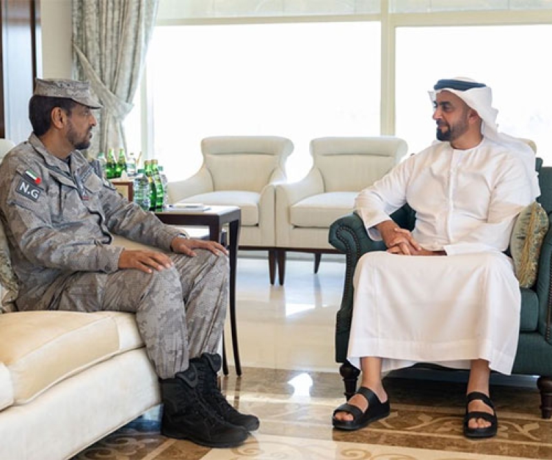 UAE Interior Minister Meets National Guard Commander, Secretary General of Arab Interior Ministers
