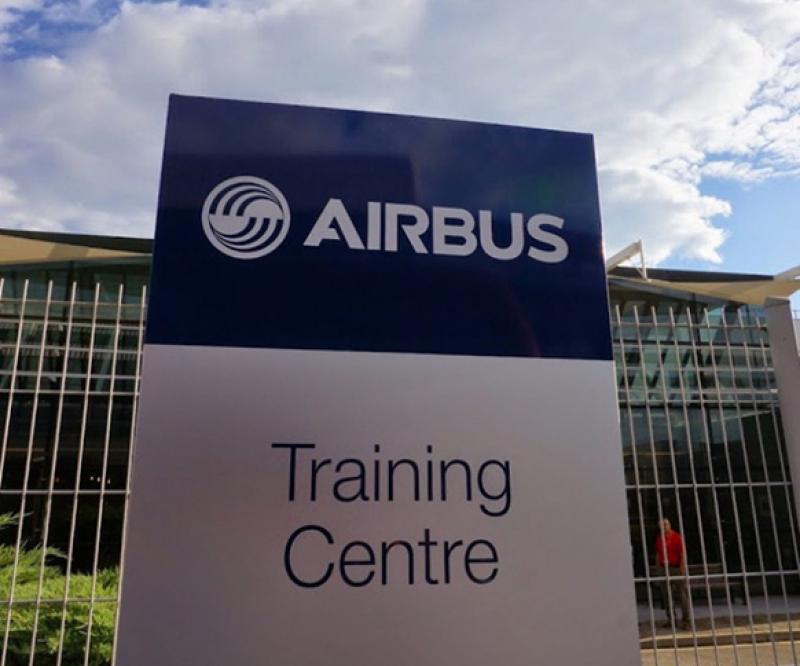 Four Emirati Students Visit Airbus Manufacturing Facilities