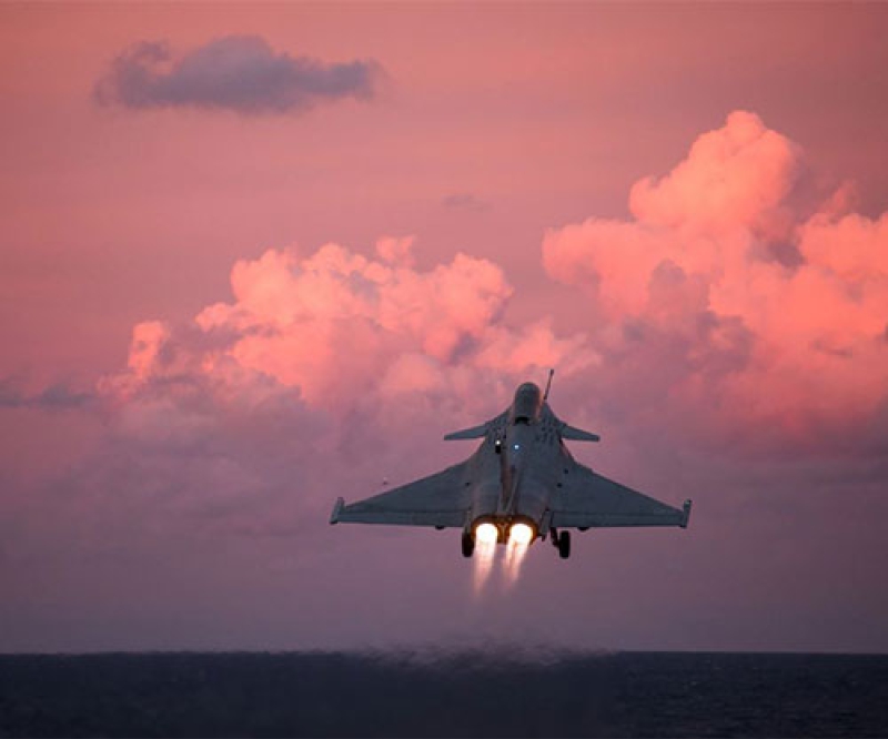 Dassault Aviation to Equip Indian Navy with 26 Rafale Marine Jets