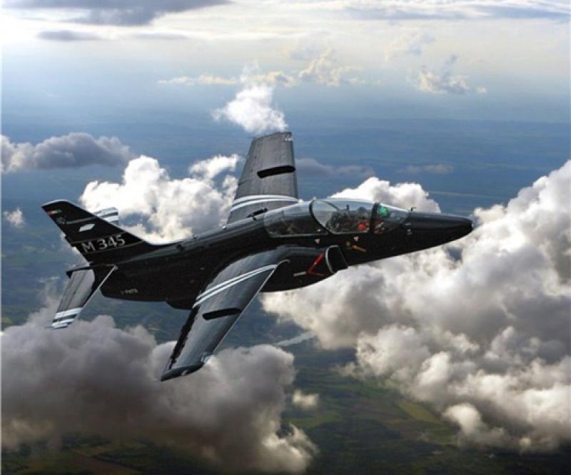 Leonardo, Italy Sign Agreement for M-345 Trainer Aircraft