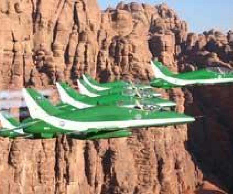 The Saudi Hawks at the 2011 Al Ain Aerobatic Show