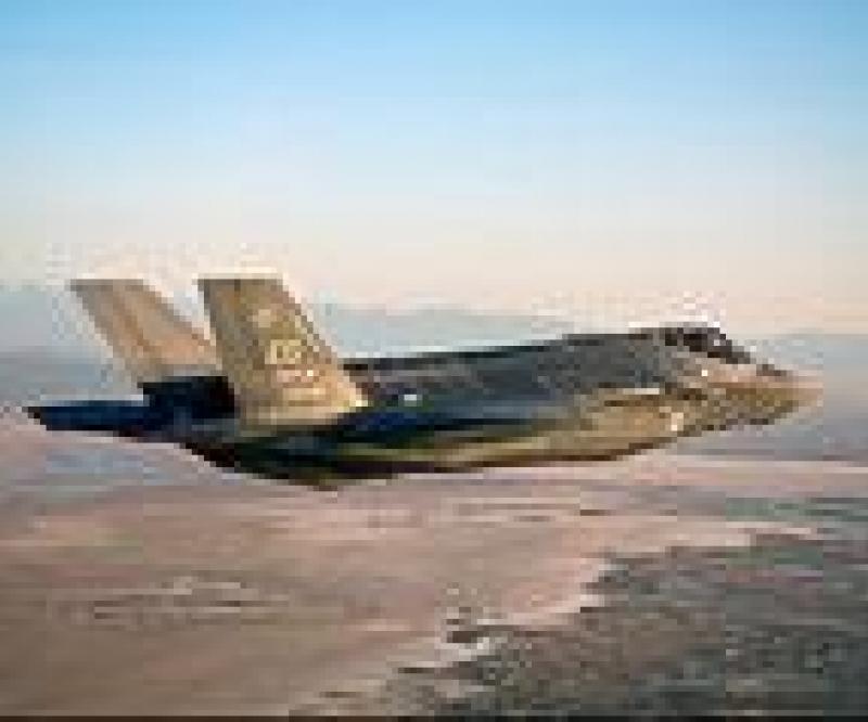 USAF Receives 1st Production F-35 Lighting II