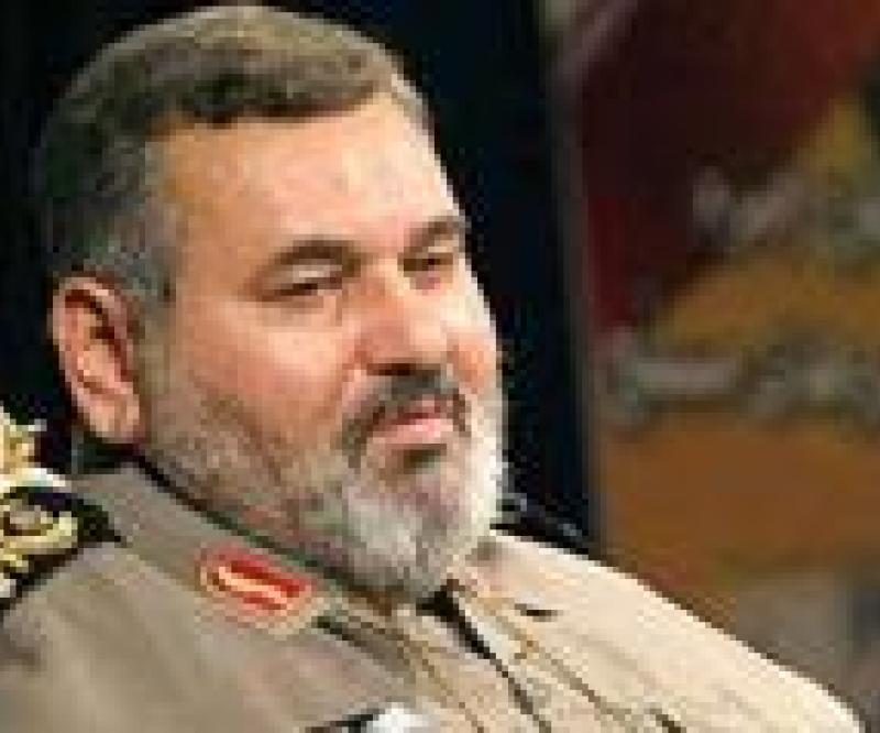 Iran Ready to Expand Military Ties with Iraq