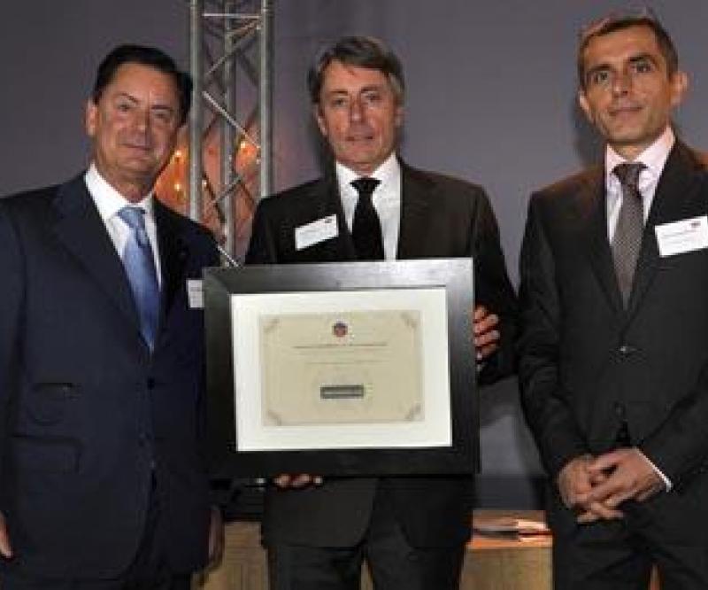 Vectronix wins the 2009 award for French development in Switzerland