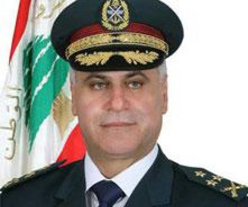 Lebanese Army Commander Receives Medal of Merit